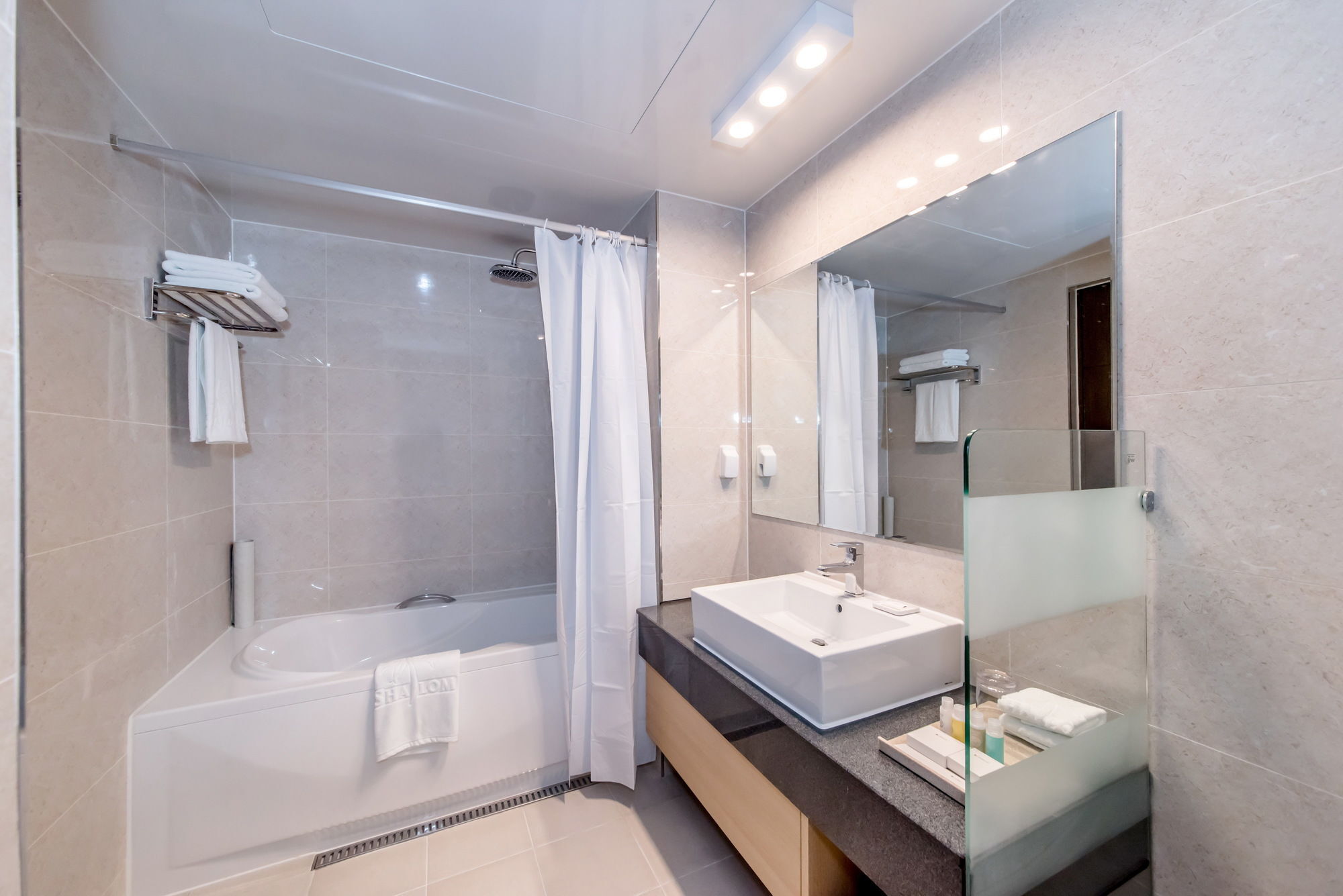 Hotel Shalom Чечжу Екстер'єр фото